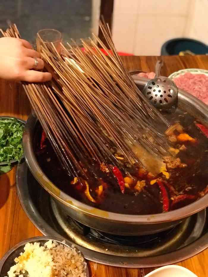 口口香串串-"[薄荷]环境:位于东光菜市场旁边一排铺."-大众点评移动版