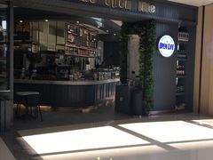-The open life(万象城店)