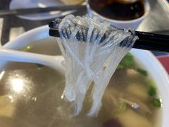 -苓记南京鸭血粉丝.皮肚面(县东巷店)
