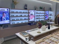 -无界眼镜MaxLess(南翔印象城店)