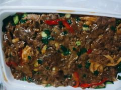 湿炒牛河-华威达牛庄(黄埔大道西店)