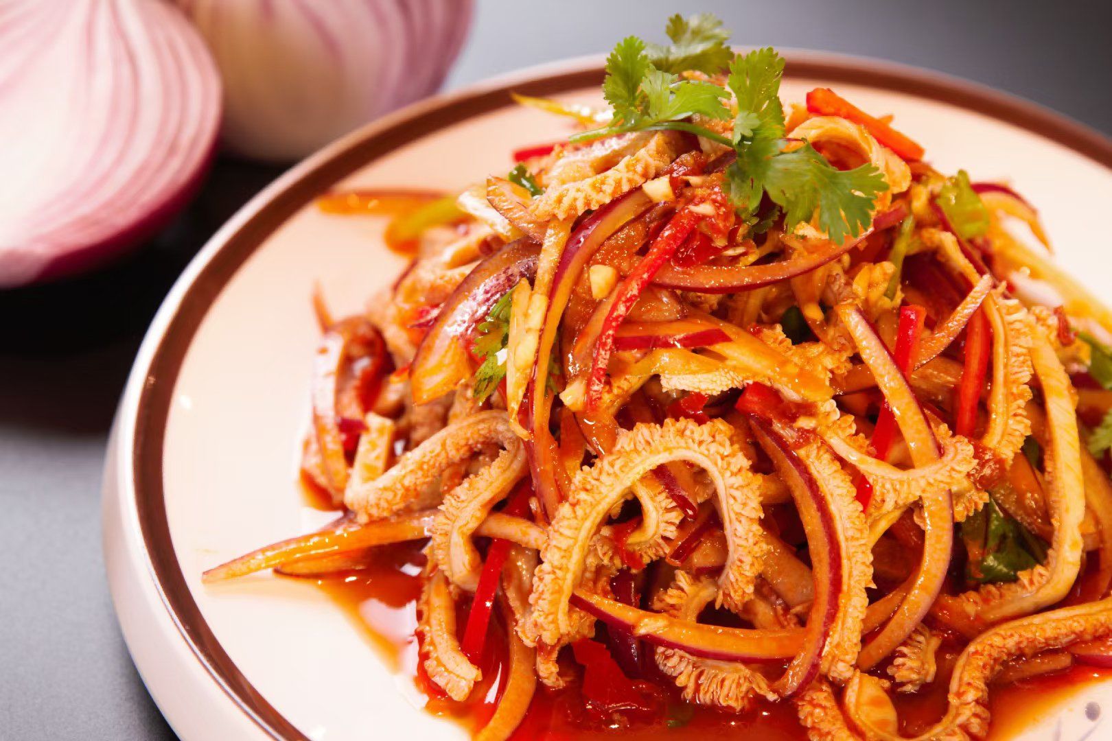 巧拌羊肚丝
巧拌羊肚丝是一道具有独特