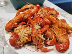 -金马门国际美食百汇(珞喻路店)