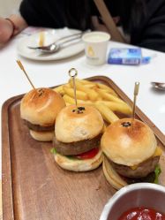 -奈尔宝家庭中心·亲子餐厅(鄞州万达店)