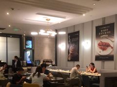 -港丽餐厅(高德置地店)