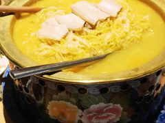 -关东小磨东北菜(上海长风大悦城店)