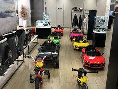 -深圳锦龙奥迪4S店(前海店)