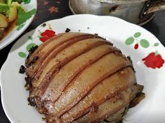 梅菜扣肉-梯坎豆花