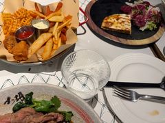 -静香HOUSE·全时段融合餐厅(七星欢乐颂店)