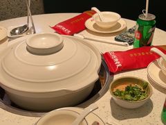 -三人行骨头王火锅(长寿店)