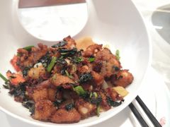 -东豪园林海鲜酒家(南港路辅路店)