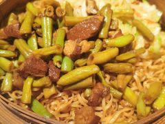 豆角烧肉焖面-笼王焖面