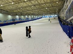 -乔波室内滑雪场