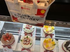 -花花卷卷·鲜食蛋糕(静安久光百货店)