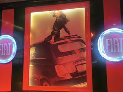 -UK派对KTV(日月广场店)