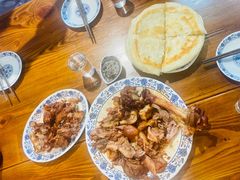 -老天桥酱肉烧饼夹肘子(天桥店)