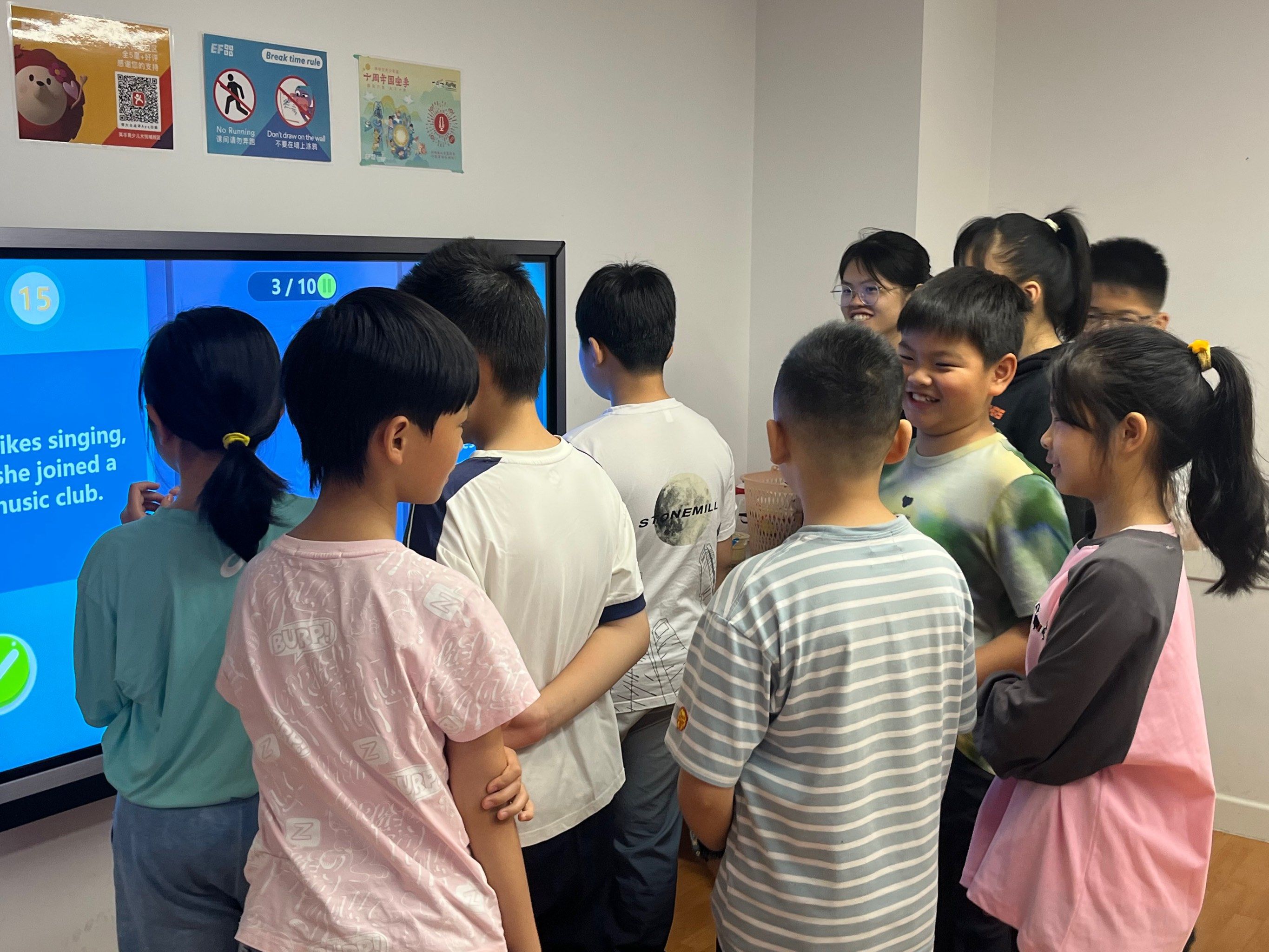 英孚大悦城校区英语学习