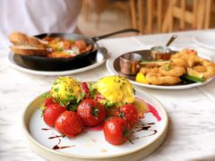 班尼迪克红菜头熏鲑鱼可乐饼-The Rug Cafe(王府中环店)
