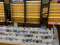 -优医视平价眼镜超市蔡司依视路折扣(小马厂店)