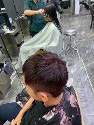 -藤野造型•烫染专业店