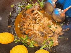 酱香味铁锅炖嘎鱼-江湖水乡铁锅炖魚(周庄嘉园店)