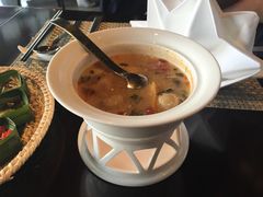 冬阴功汤-食肆&Fourteen(武林夜市店)