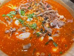 -张翻越·川渝冒菜·武汉黑鸭煲(城北万象城店)