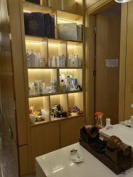 -香港倾城国际·美容美体中心