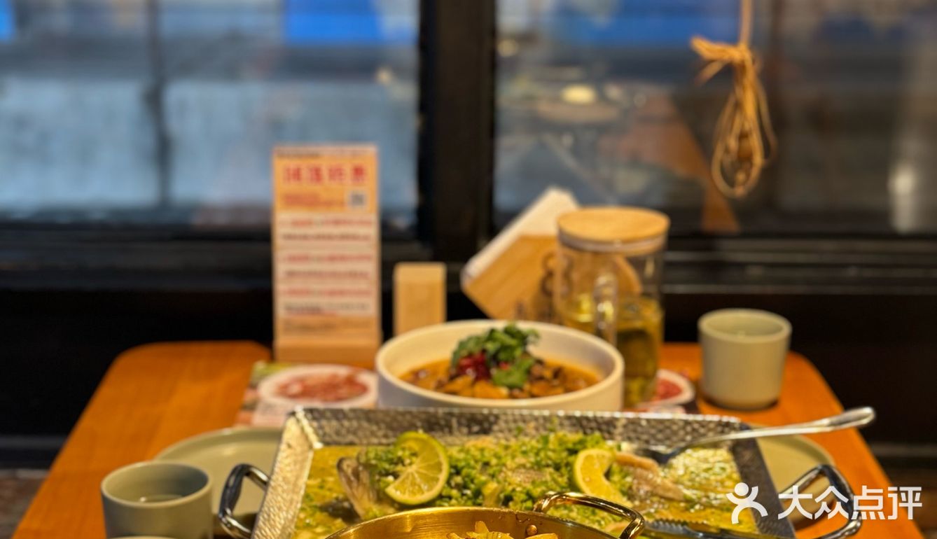 重口味爱好者的天堂[吐舌]对面是WC‼️