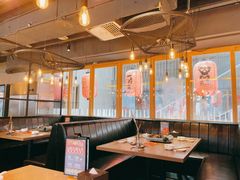 大堂-日进一片海.生腌海鲜火锅.宵夜烧烤(三里屯总店)