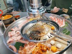 -哈哈碳都·牛肋条无限自助烤肉(宝龙店)