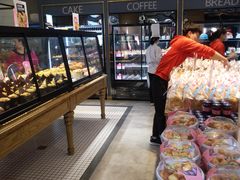面包甜点陈列柜-福晶园益生菌蛋糕面包(紫荆山店)