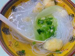油豆腐粉丝汤-食惠里小笼包面馆(越秀店)