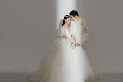 点击看大图 -挪娅婚纱摄影皇家会所