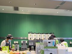 -奈雪的茶(优特汇店)