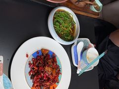 -桥边小楼·手工云南菜·古城观景小楼