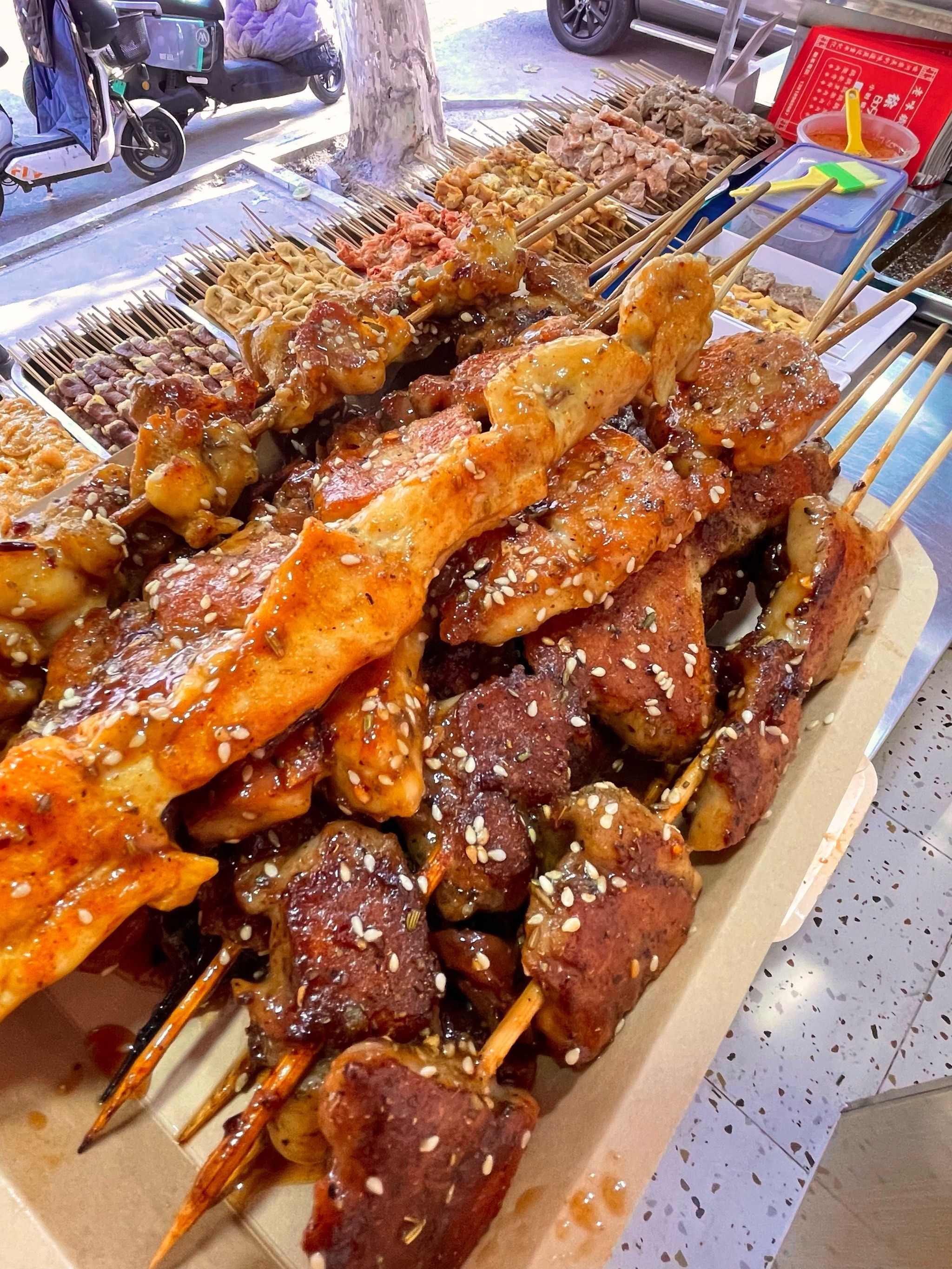 徐州巨好吃的铁板肉串被我找到了!
