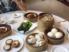 -万龙洲海鲜(大兴绿地缤纷城店)