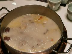 -洪氏嗨捞·猪肚鸡火锅(阳光天地店)