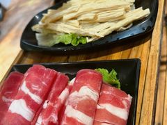 牛肉卷-销魂美蛙鱼头火锅(上海首店)