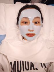 -靓芙泉专研痘痘肌