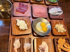 -银米·云南传统过桥米线(双廊黑金冠店)