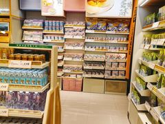 -三只松鼠生活馆(芜湖弋江金鹰店)