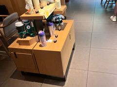 -星巴克(汾阳路店)