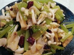 -午月海鲜烧烤酒店(不老街店)