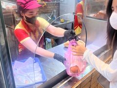 -Bánh Mì Huynh Hoa