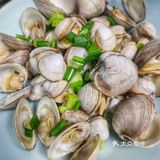 亲测鲜活白蛤比白蚬子好吃😋很多