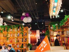 大堂-日进一片海.生腌海鲜火锅.宵夜烧烤(三里屯总店)