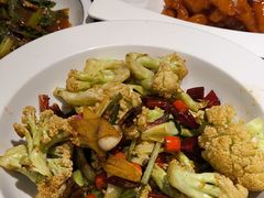 -酒肆浅葱·特色菜馆(卓悦intown店)