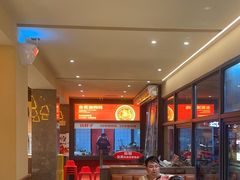 -铁胖子口碑长沙菜·龙虾烧烤(赤岗社区店)